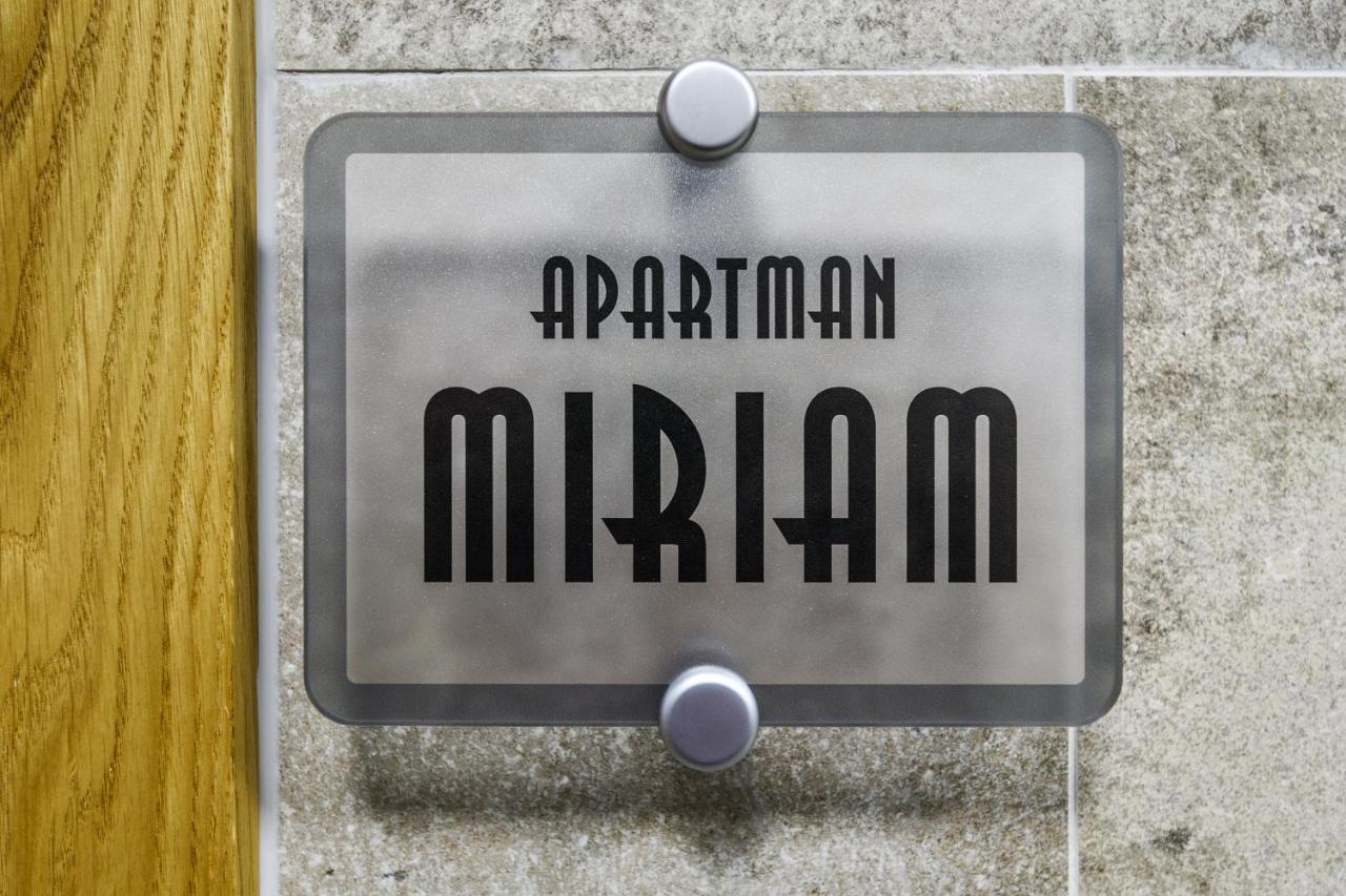 Urban Apartments With Sauna زادار المظهر الخارجي الصورة